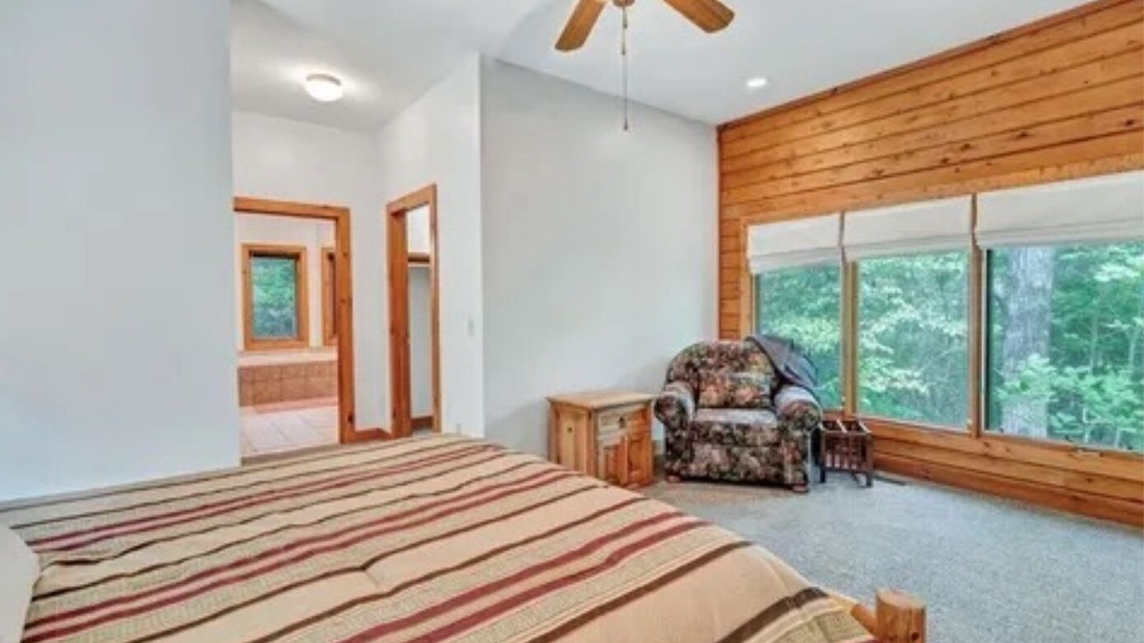 Photo of Bedroom in Highland