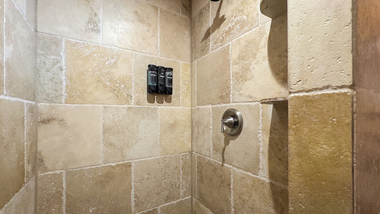 Photo of Bathroom in Cherry Log