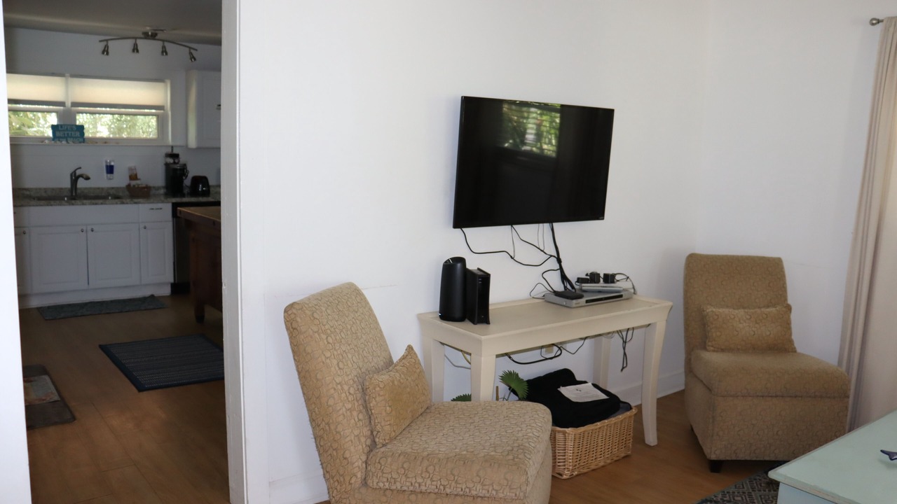 Photo of Livingroom in Wilmington Beach
