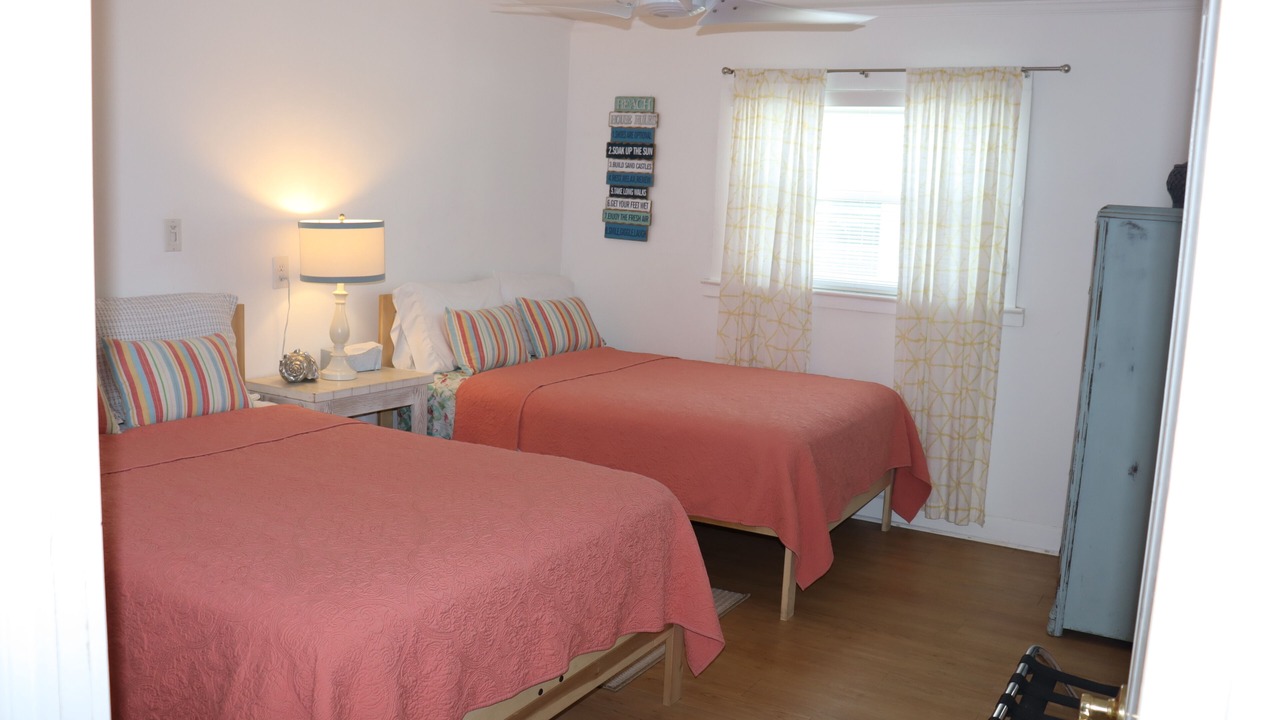 Photo of Bedroom in Wilmington Beach