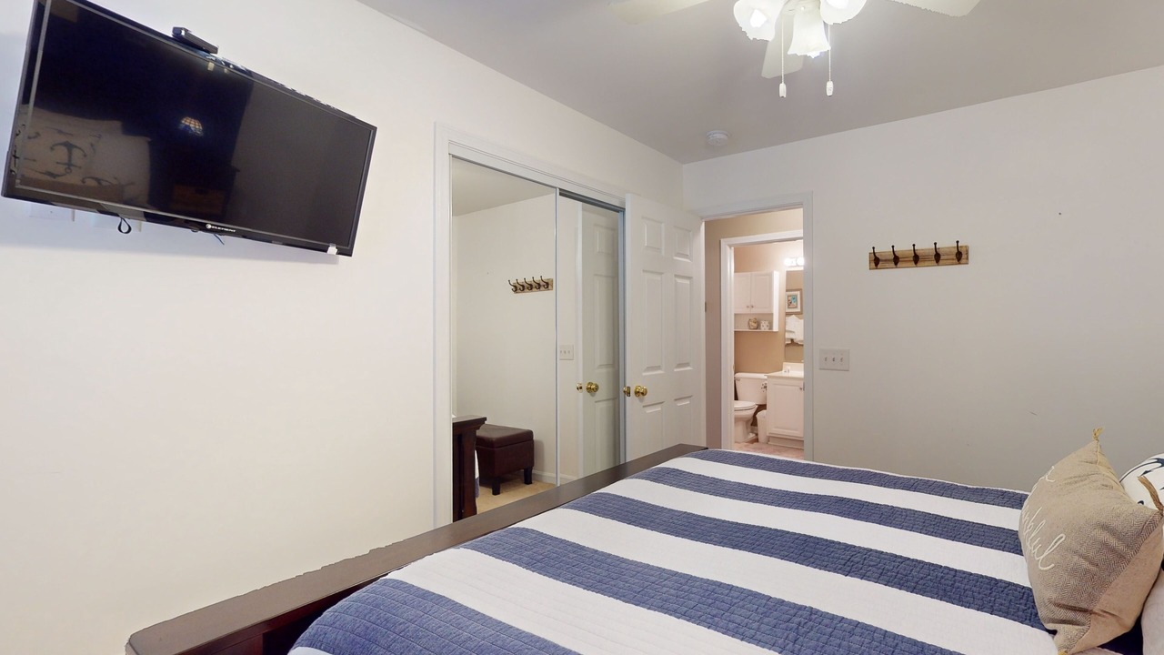 Photo of Bedroom in Murrells Inlet