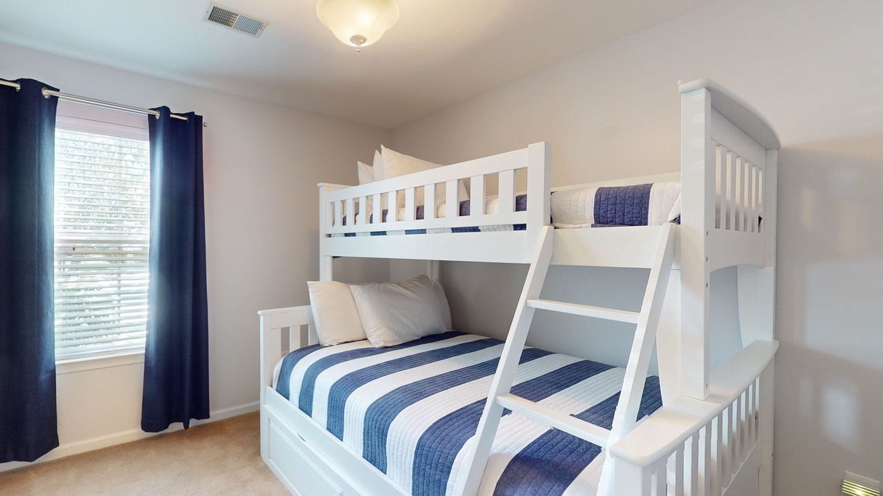 Photo of Bedroom in Murrells Inlet