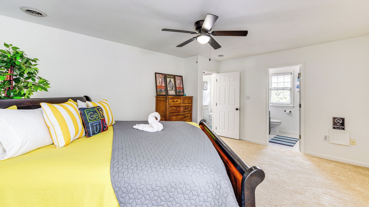 Photo of Bedroom in East Highland Park