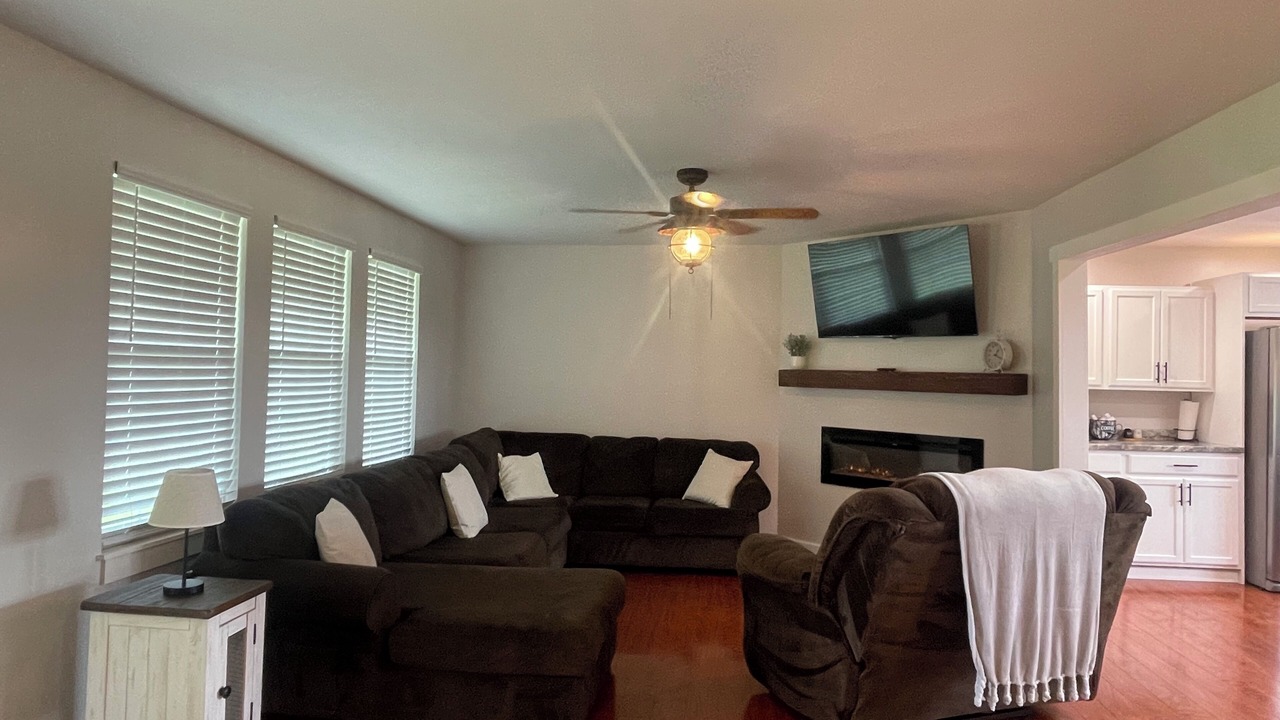 Photo of Livingroom in Edmond