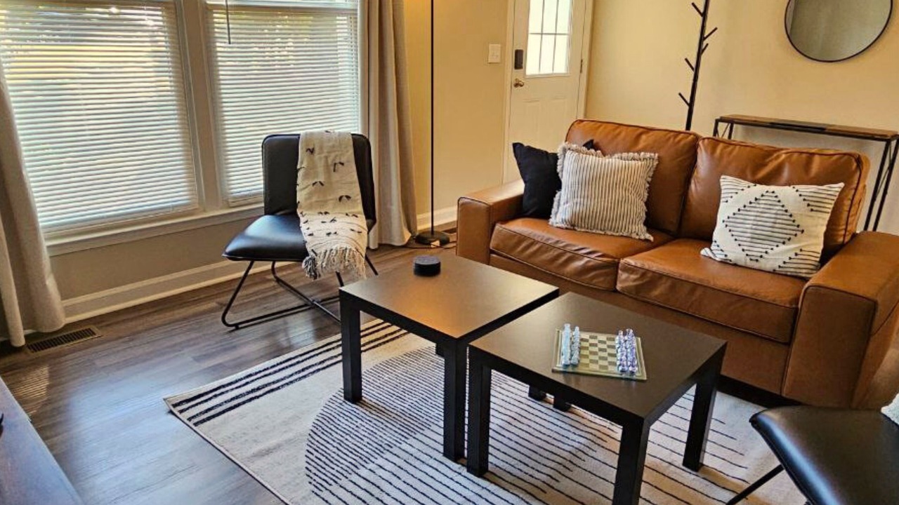 Photo of Livingroom in Greensboro