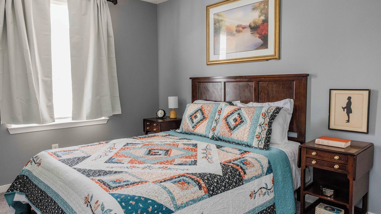 Photo of Bedroom in Mosby