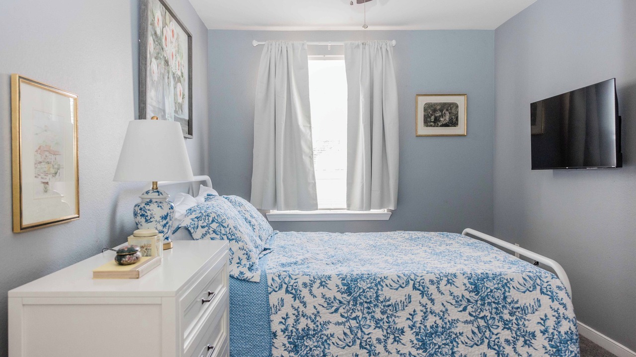 Photo of Bedroom in Mosby