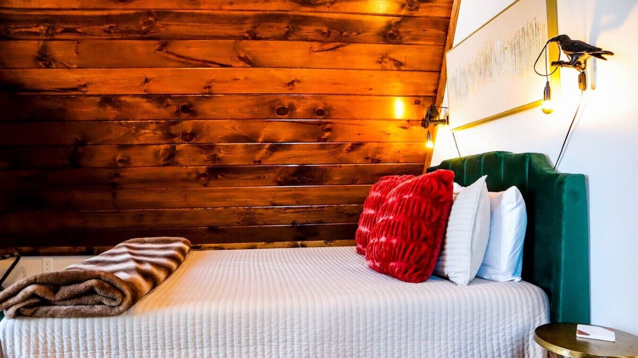 Photo of Bedroom in Campton