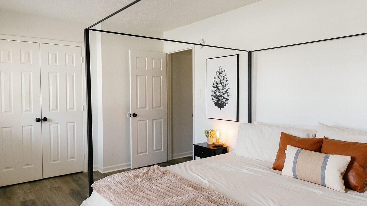 Photo of Bedroom in Berea