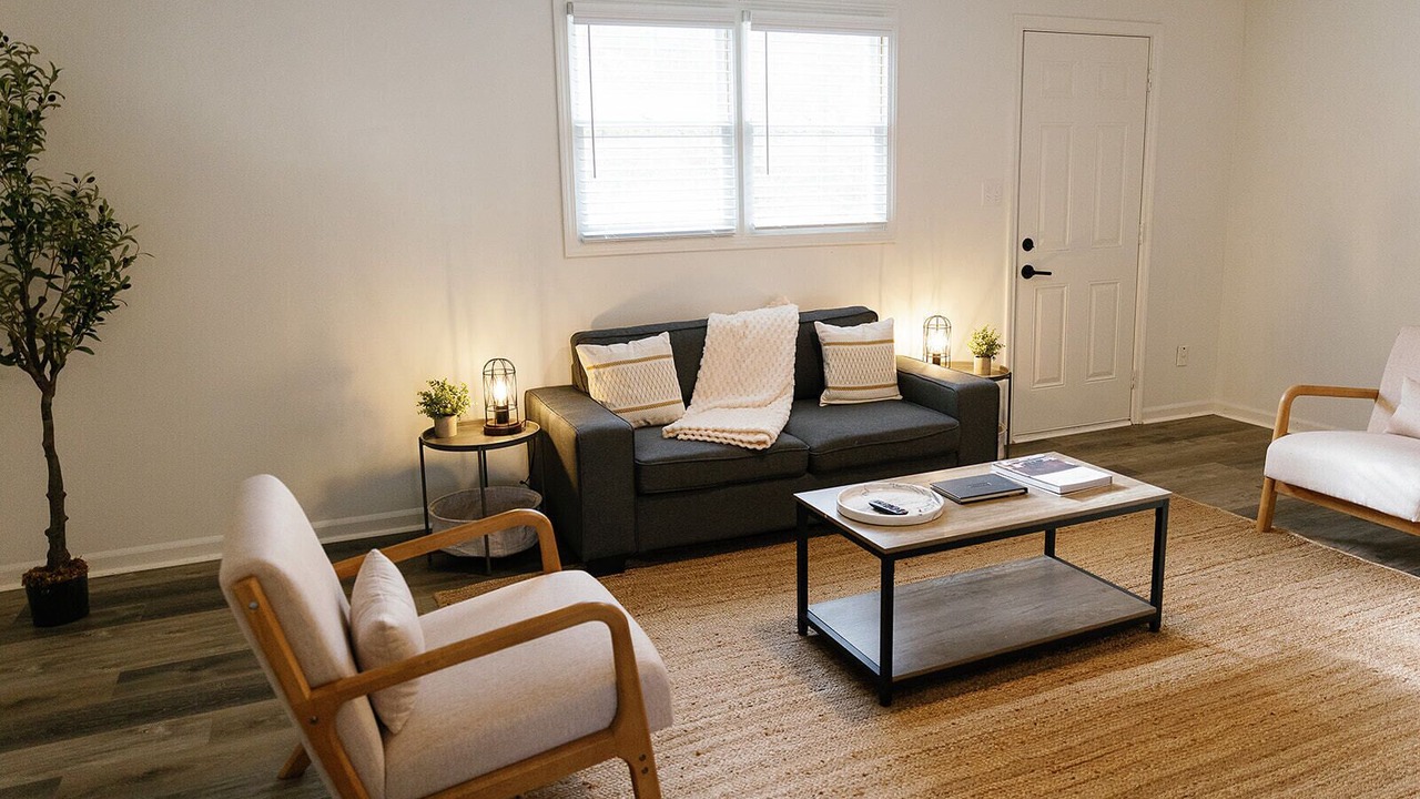Photo of Livingroom in Berea