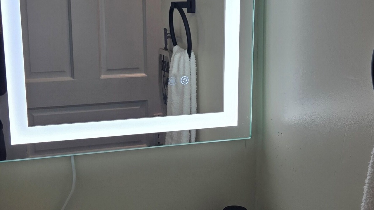 Photo of Bathroom in West Main Historic District
