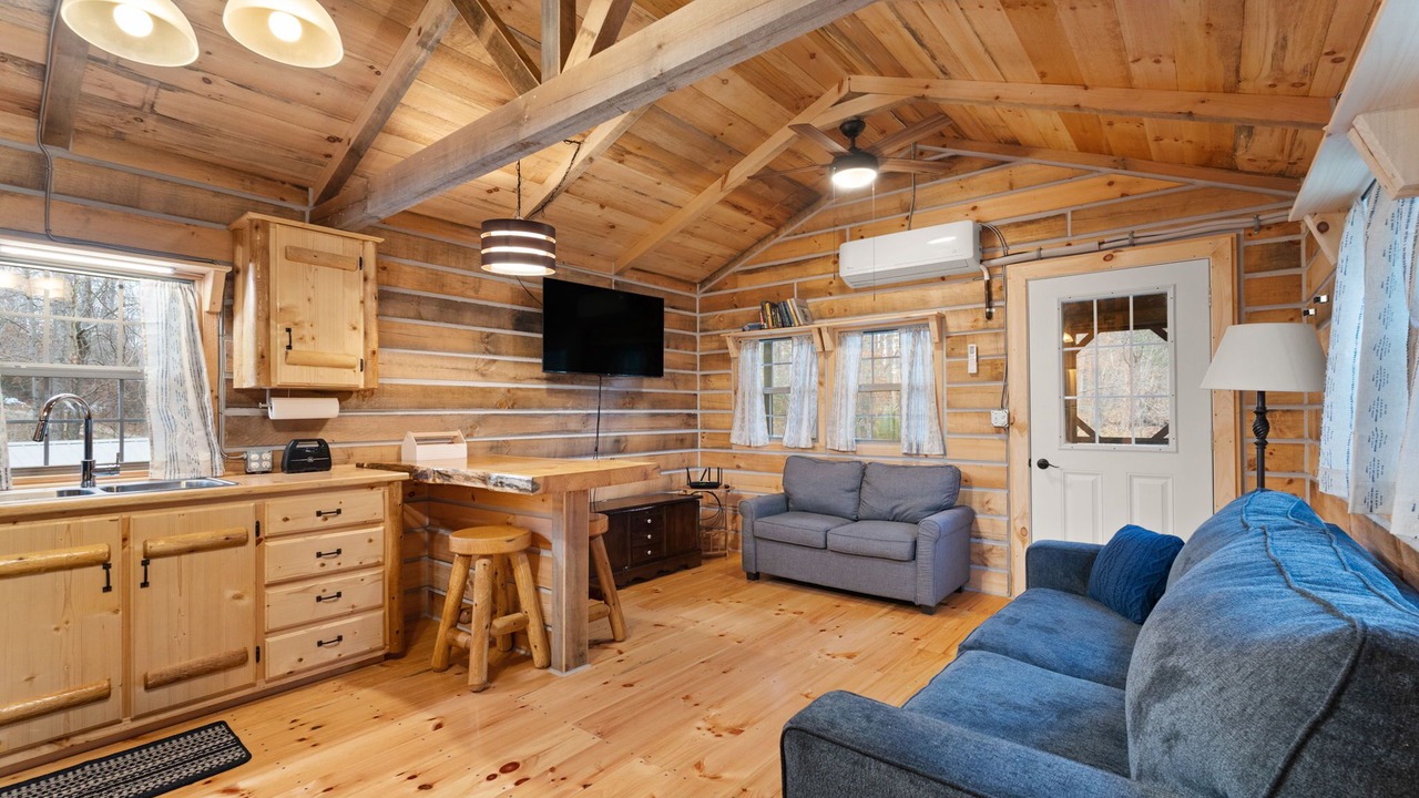 Photo of Livingroom in English