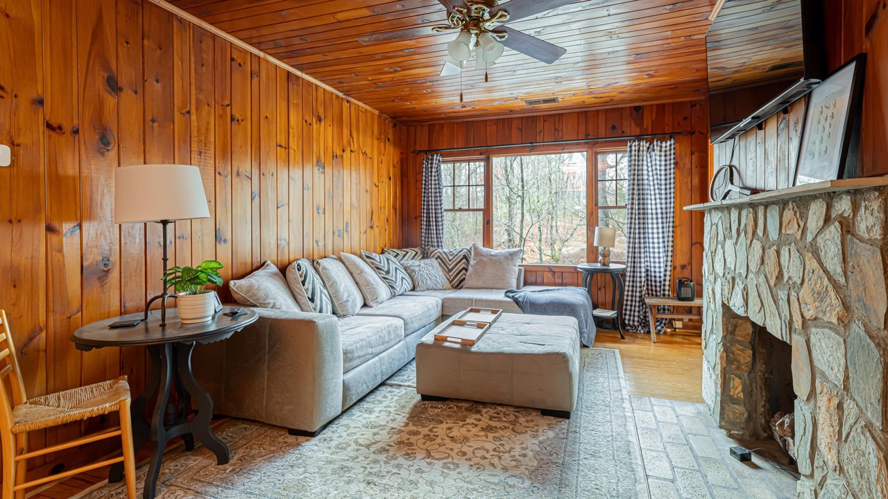Photo of Livingroom in Balsam
