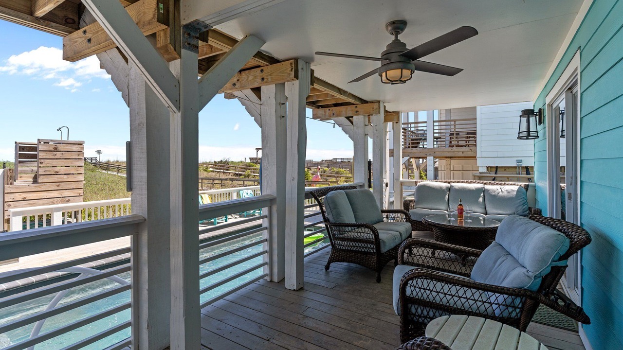 Photo of Patio Balcony in North Carolina Coast