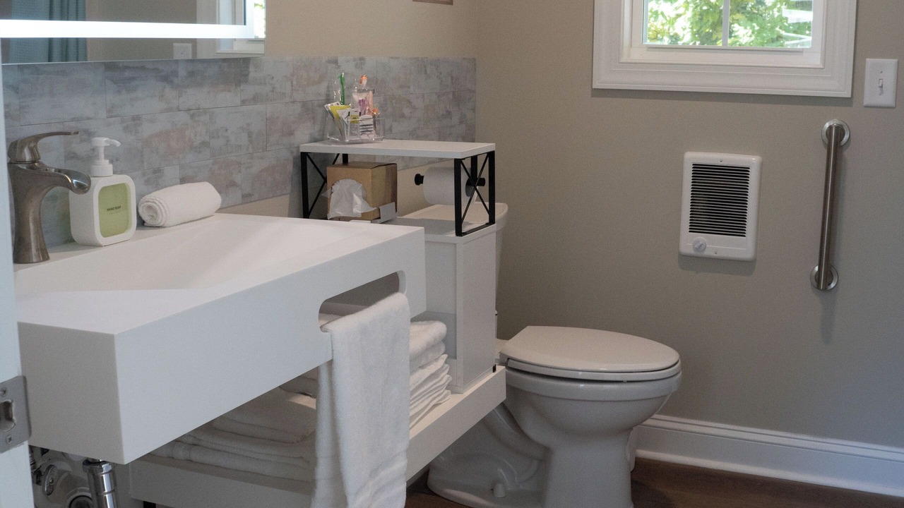 Photo of Bathroom in Green Valley