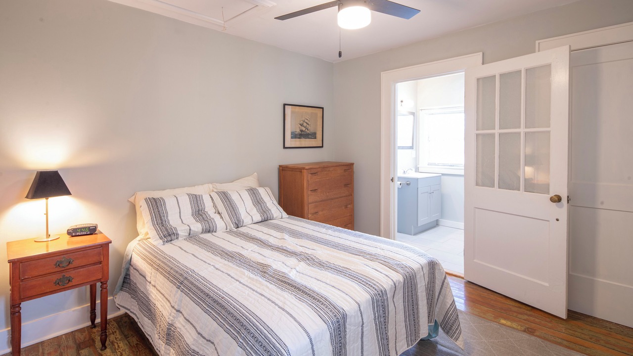 Photo of Bedroom in Knoxville
