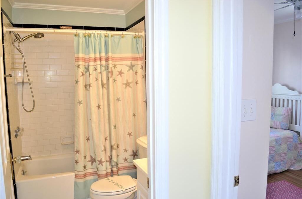Photo of Bathroom in North Carolina Coast
