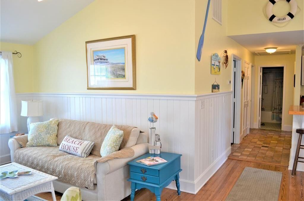 Photo of Livingroom in North Carolina Coast