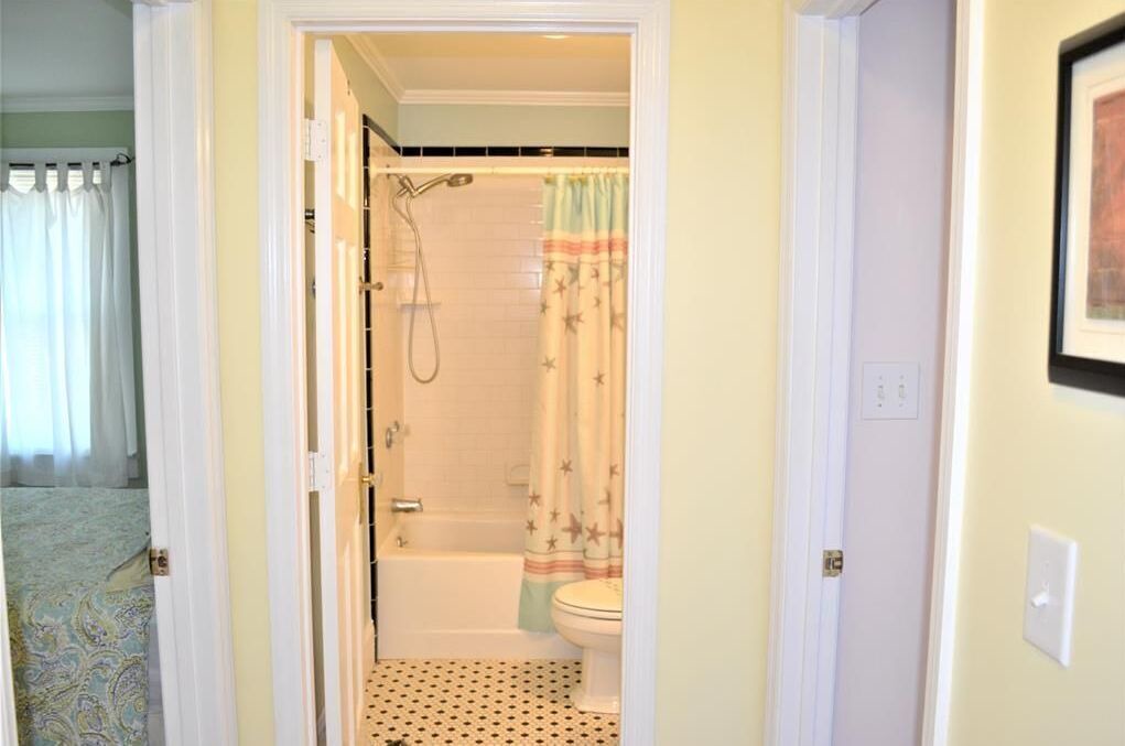 Photo of Bathroom in North Carolina Coast