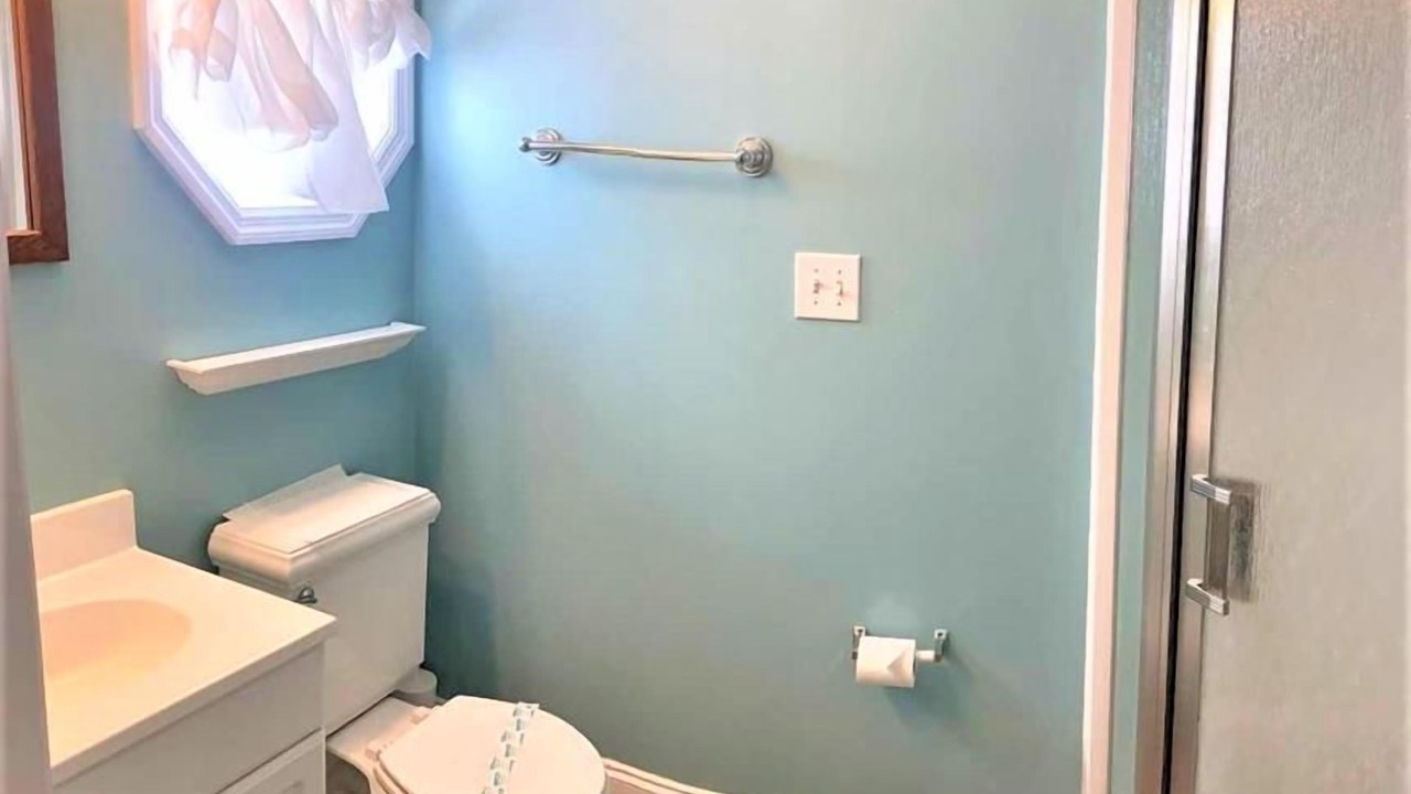 Photo of Bathroom in North Carolina Coast