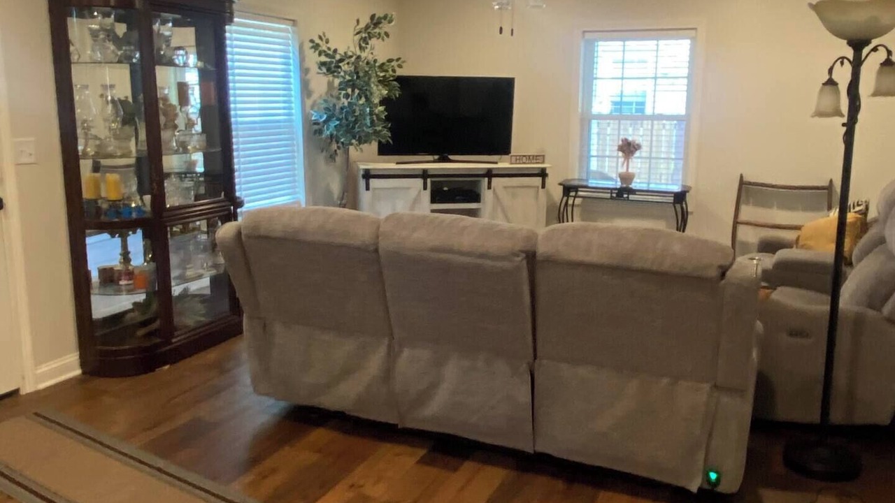 Photo of Livingroom in Bardstown