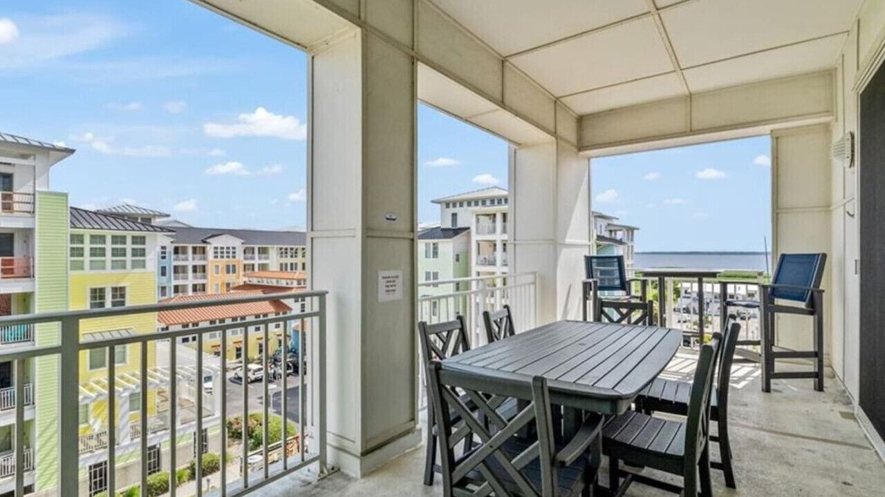 Photo of Patio Balcony in Sandbridge