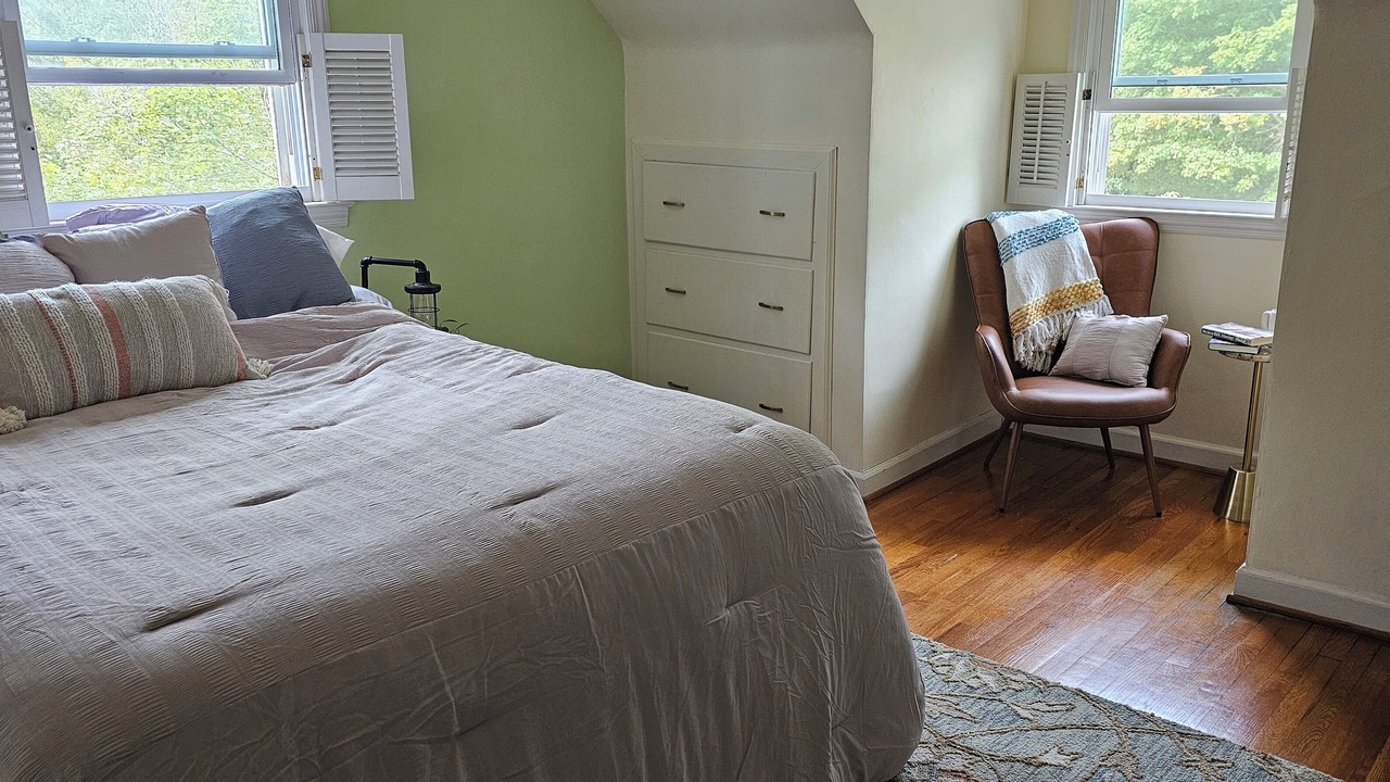 Photo of Bedroom in Blacksburg