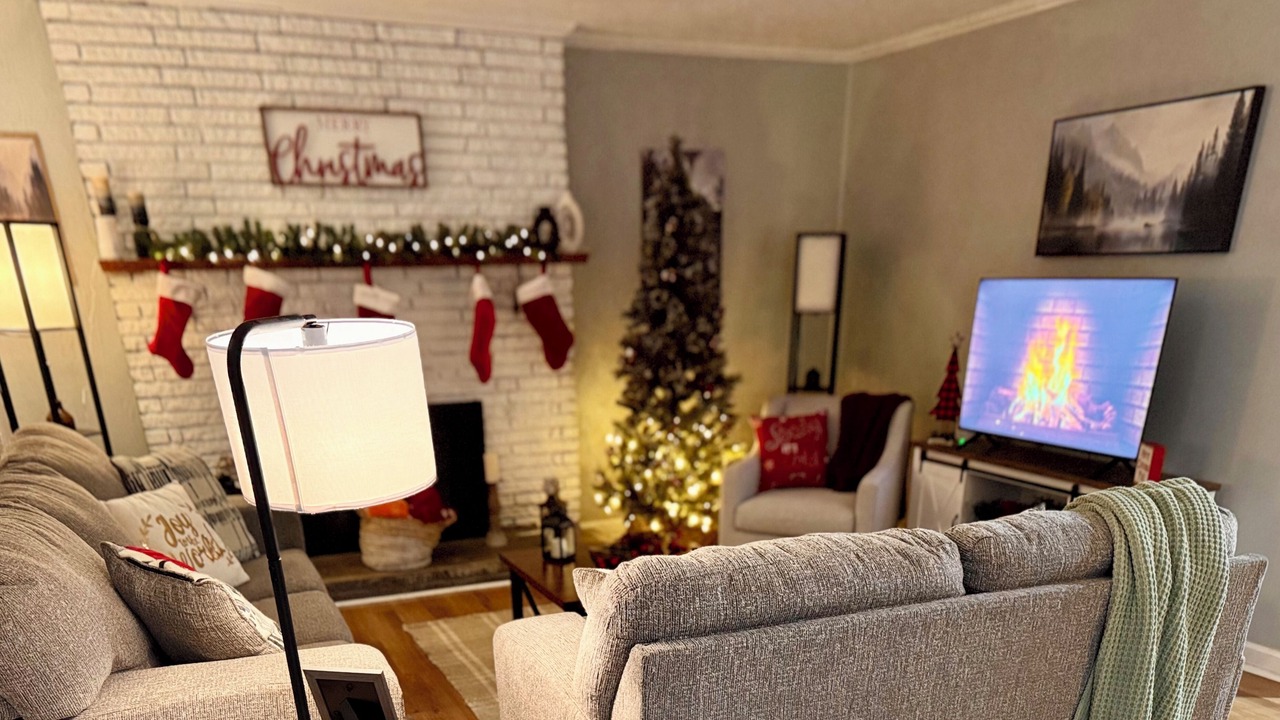 Photo of Livingroom in Knoxville
