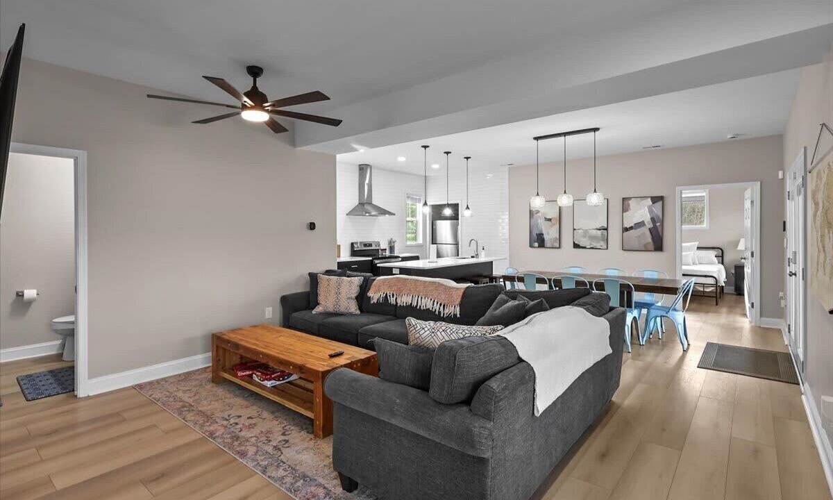 Photo of Bedroom in Lindseyville