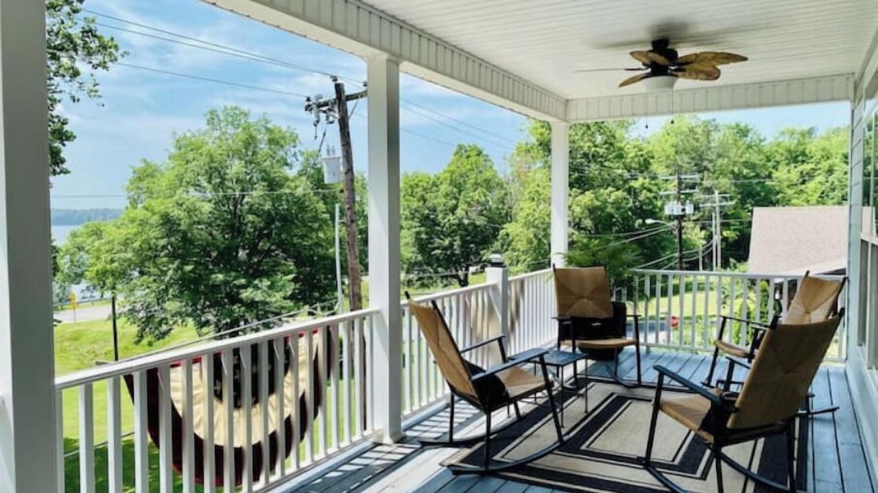 Photo of Patio Balcony in Kuttawa