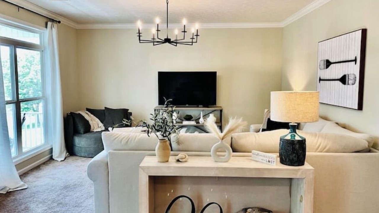 Photo of Livingroom in Kuttawa