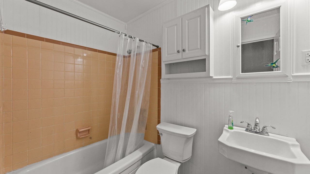 Photo of Bathroom in New Bern