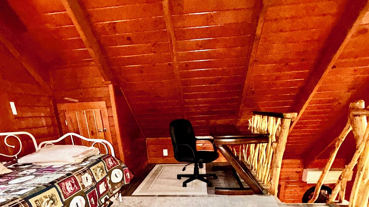 Photo of Bedroom in Campton