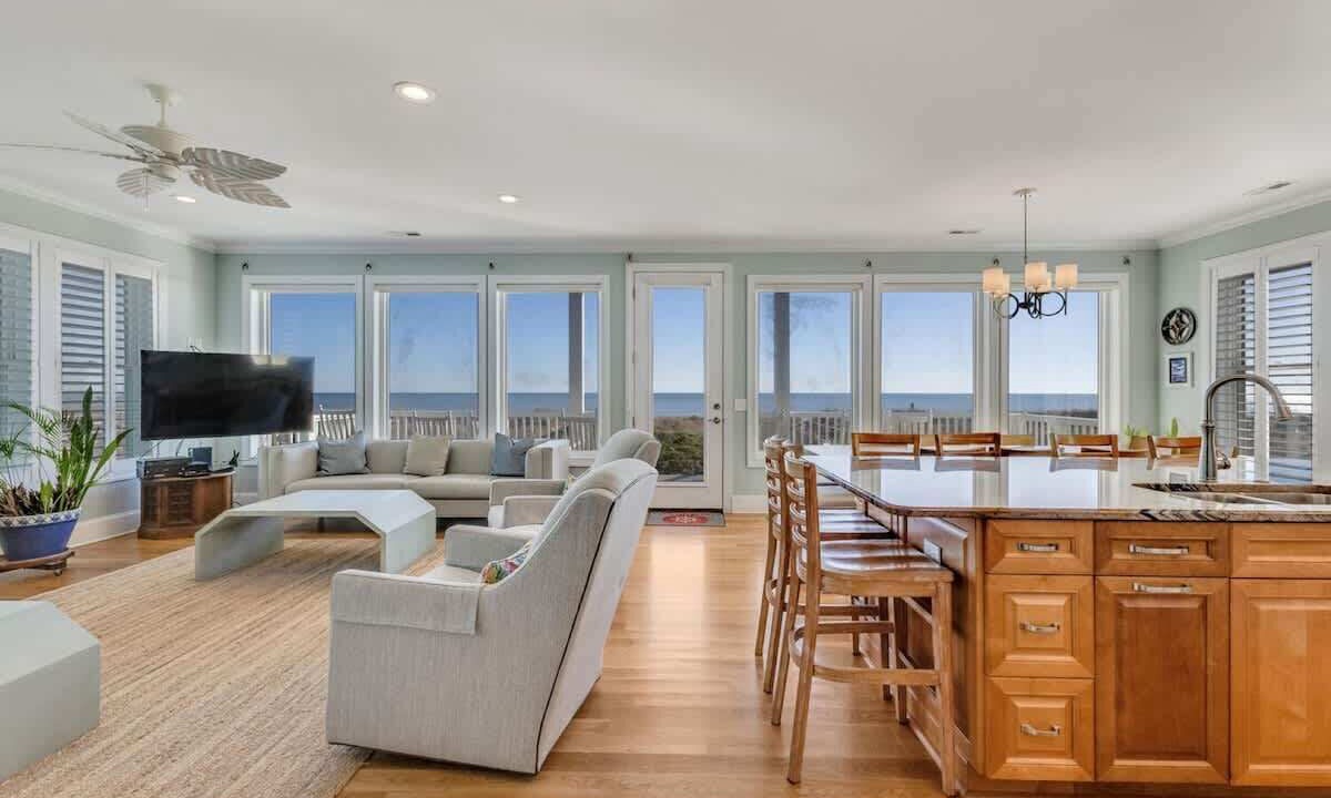 Photo of Livingroom in North Carolina Coast