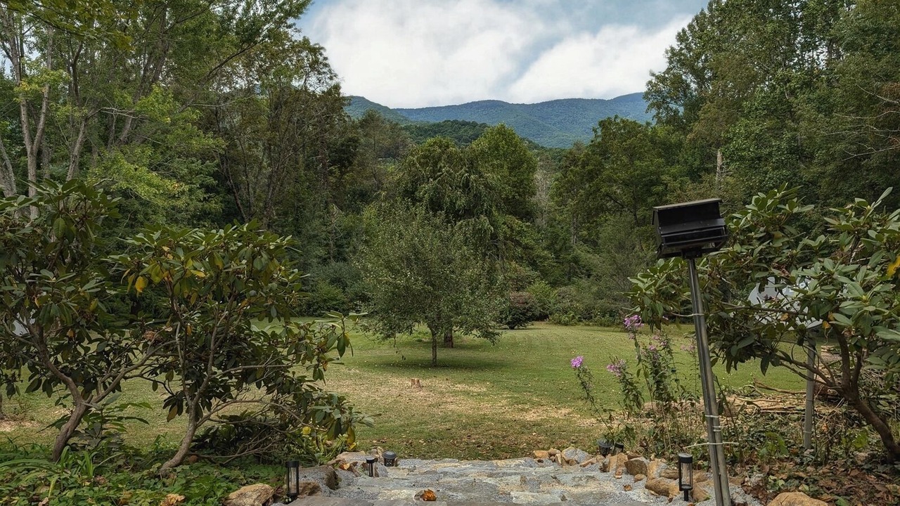 Photo of Outdoor in Waynesville
