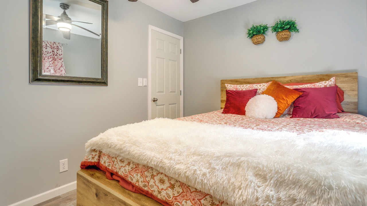 Photo of Bedroom in Summerville