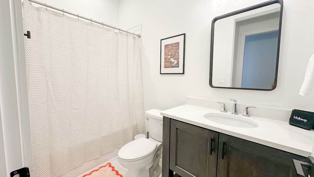 Photo of Bathroom in Downtown Knoxville