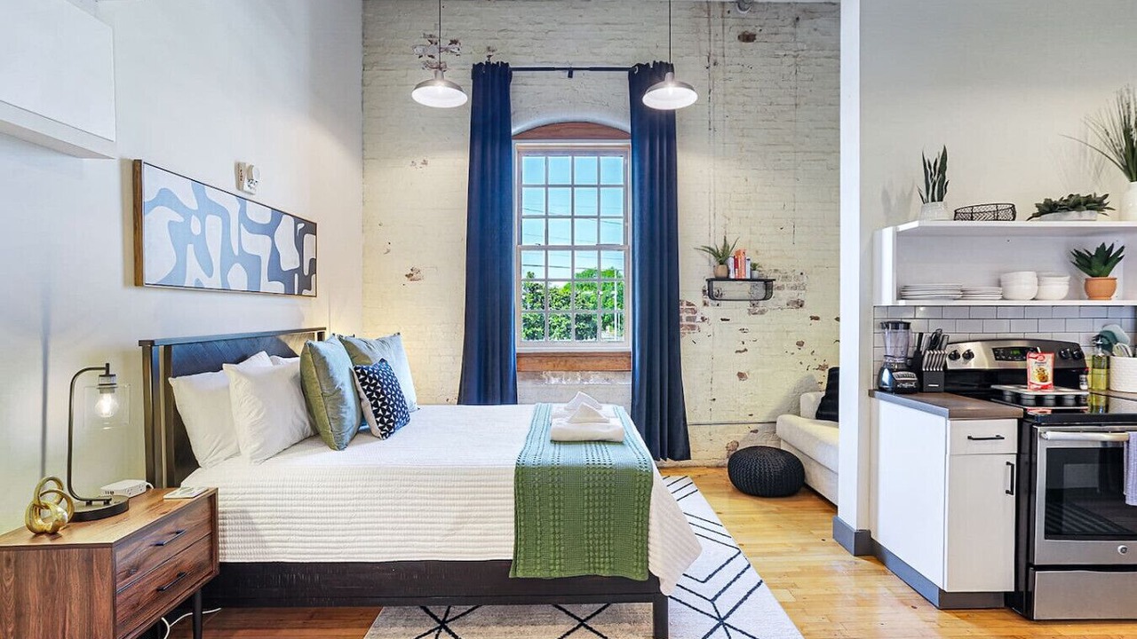 Photo of Bedroom in Downtown Knoxville