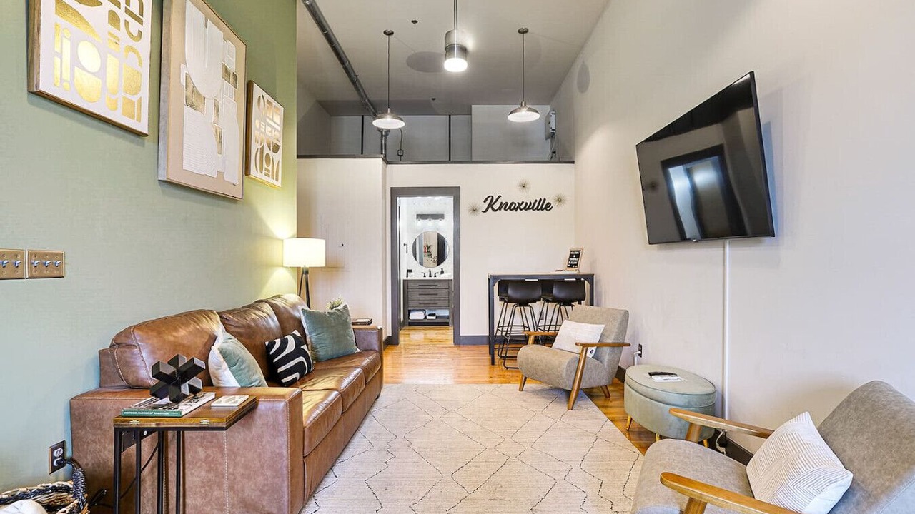Photo of Livingroom in Downtown Knoxville
