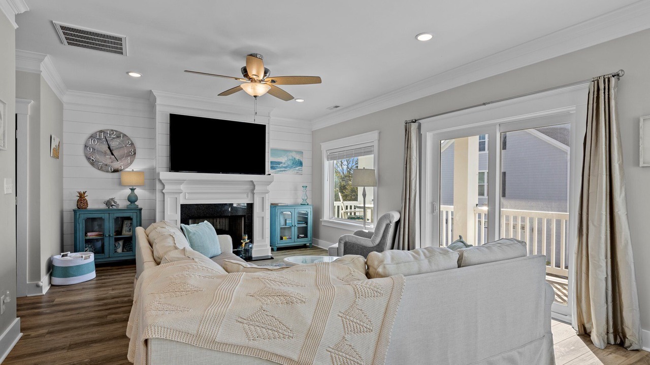 Photo of Livingroom in Morehead City