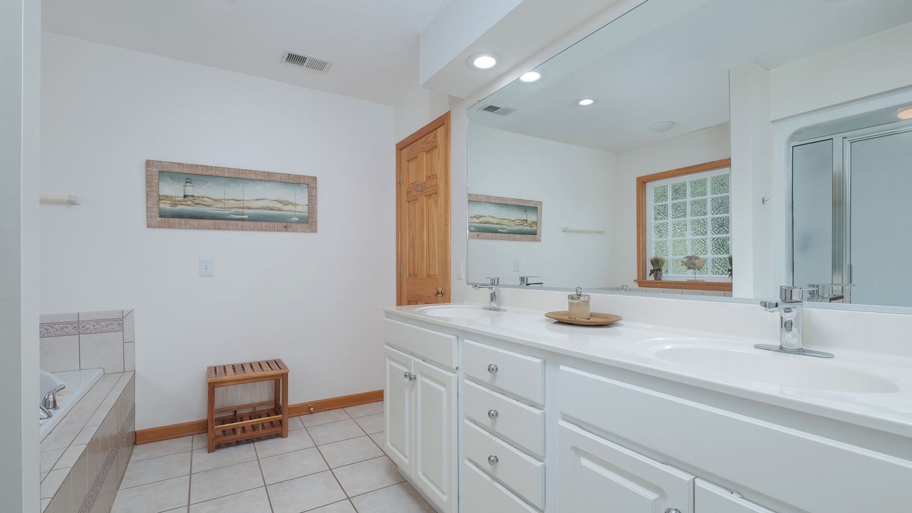 Photo of Bathroom in Southern Shores