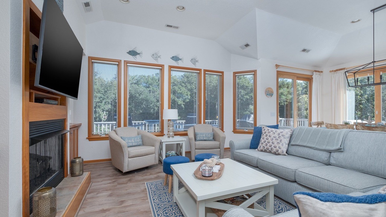 Photo of Livingroom in Southern Shores