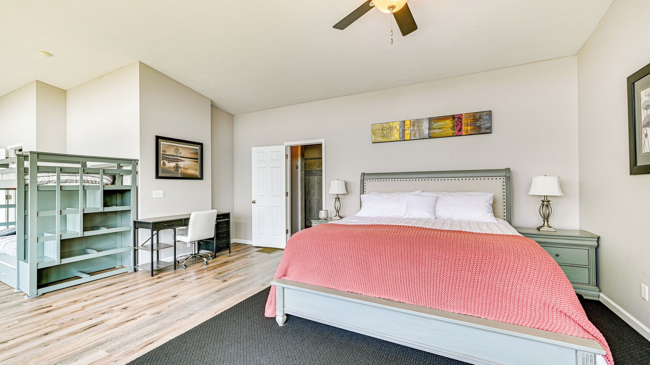 Photo of Bedroom in Clarkson