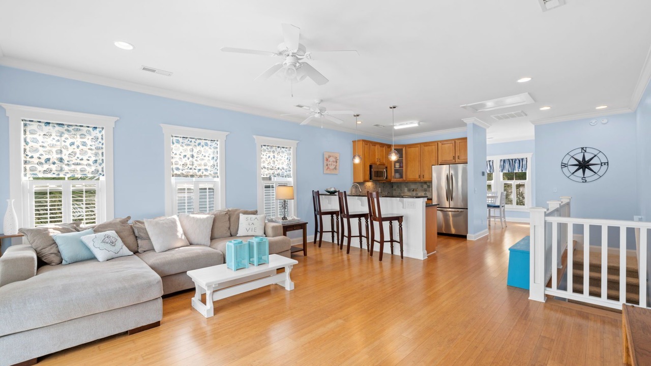 Photo of Livingroom in North Carolina Coast