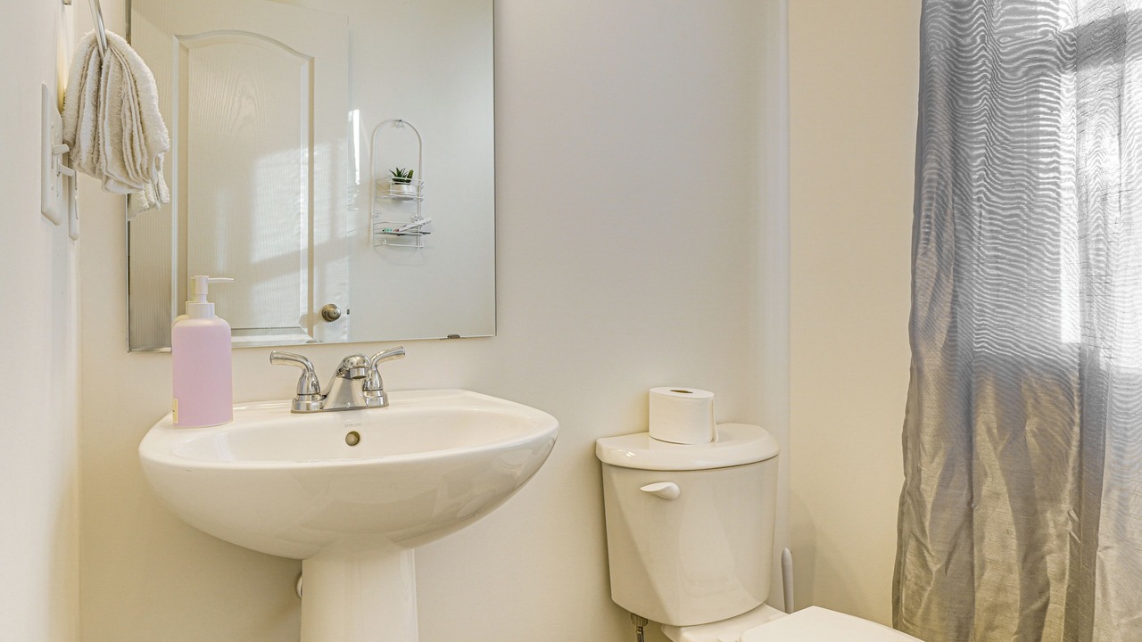 Photo of Bathroom in Shepherdsville