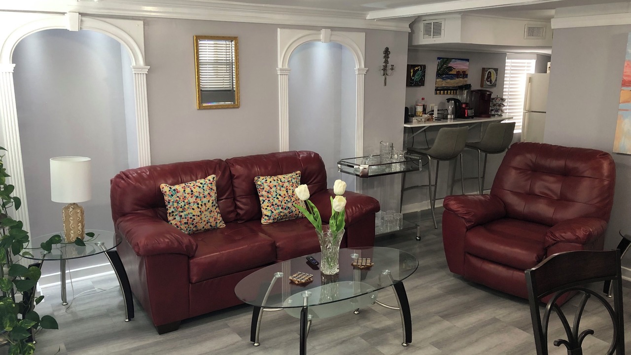 Photo of Livingroom in Murraysville