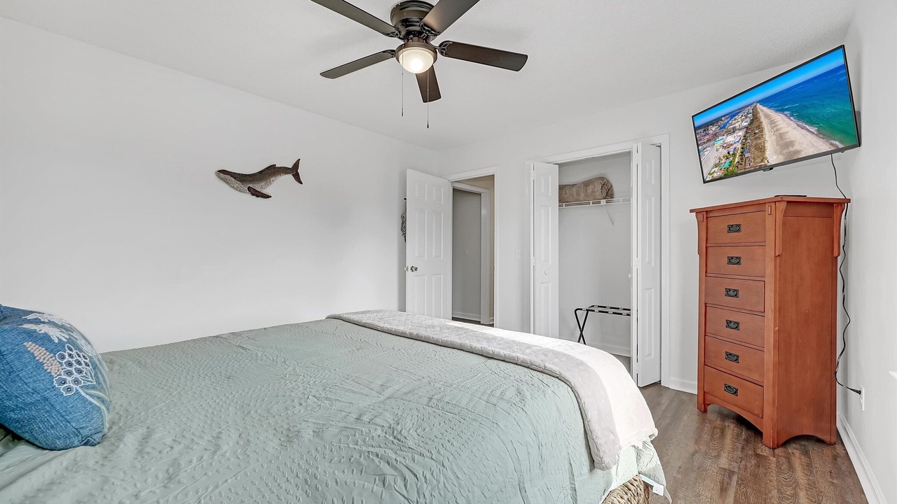 Photo of Bedroom in Silver Lake
