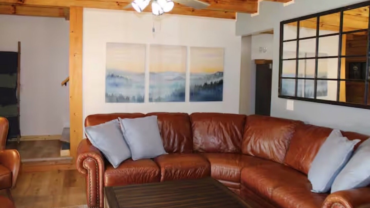 Photo of Livingroom in Waynesville