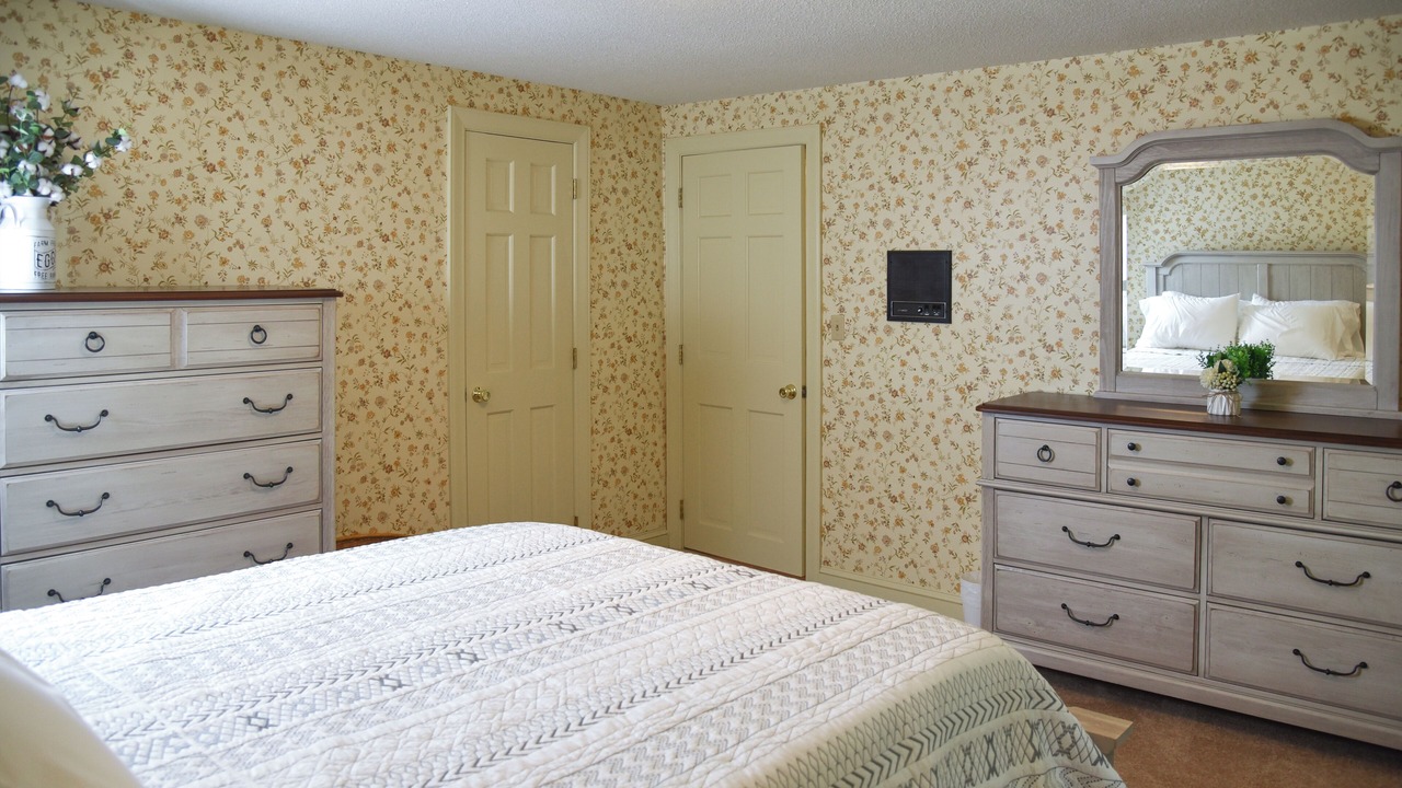 Photo of Bedroom in Stuart