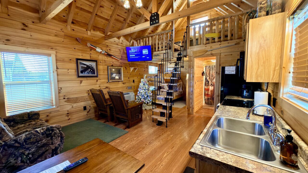 Photo of Livingroom in Byrdstown
